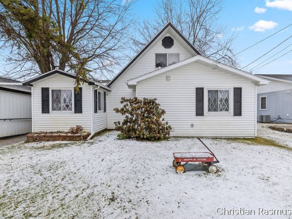 4701 W Channel Drive, Stanton, MI 48888