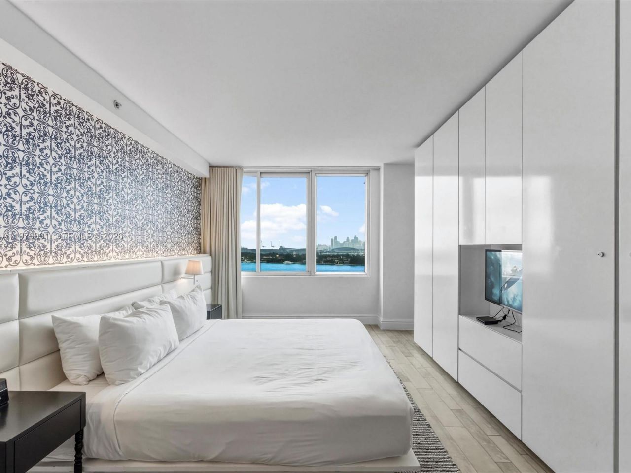 1100 West Ave , Unit 1414, Miami Beach, FL 33139 Photo