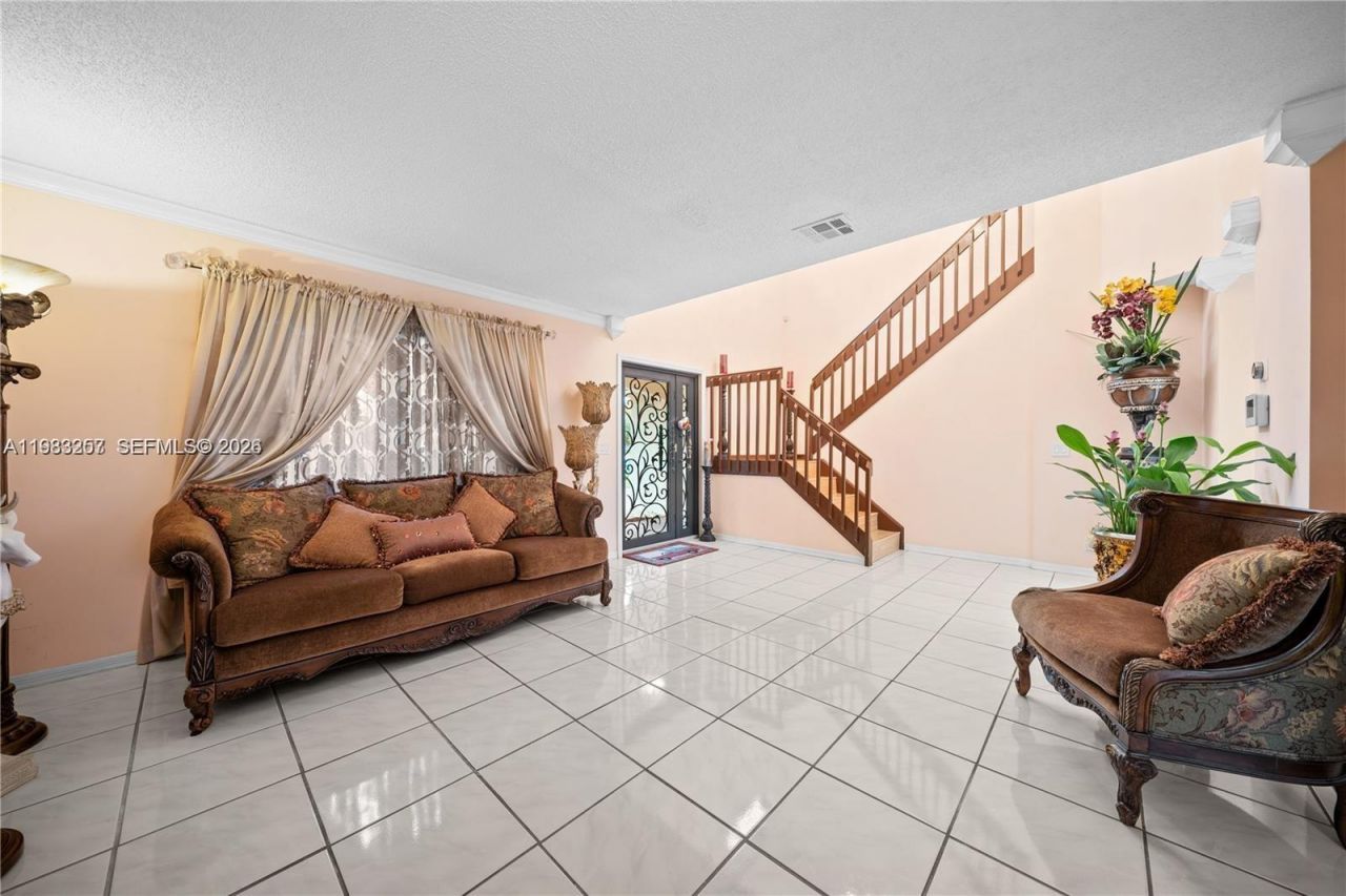 2481 N Riverdale Dr N, Miramar, FL 33025 Photo