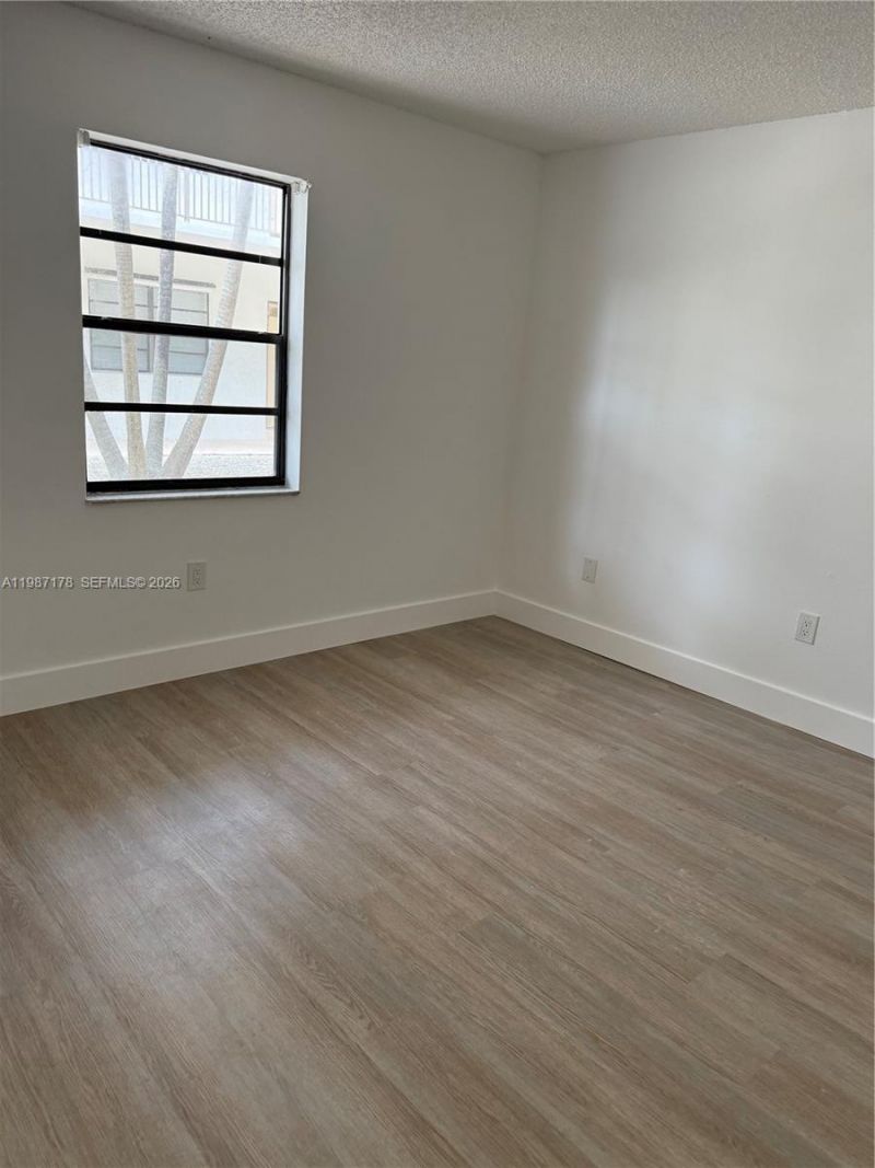 8261 SW 128th St , Unit 118, Pinecrest, FL 33156 Photo