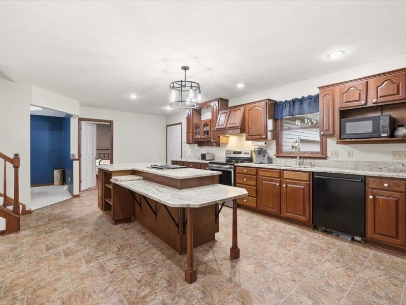 789 Country Club Drive , Howard, OH 43028 Photo 12