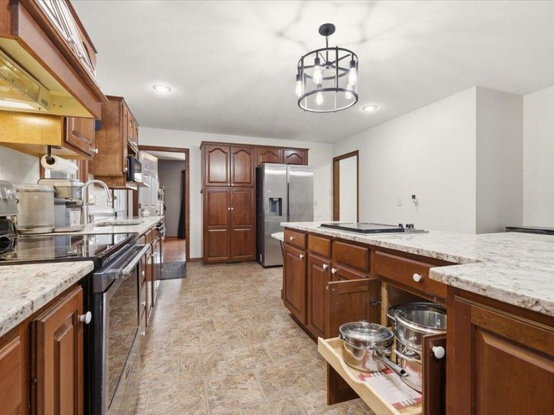 789 Country Club Drive , Howard, OH 43028 Photo 14