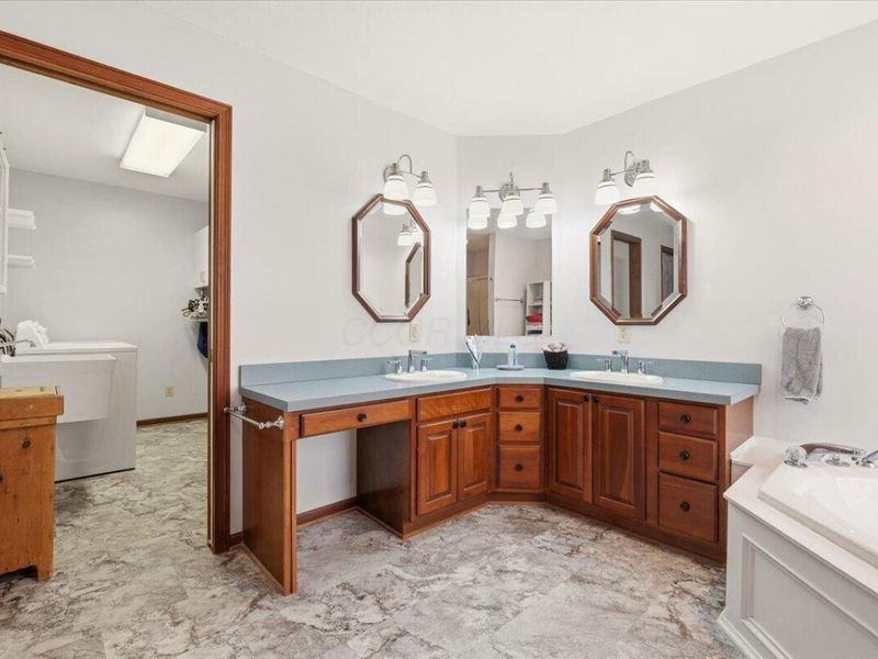 789 Country Club Drive , Howard, OH 43028 Photo 21