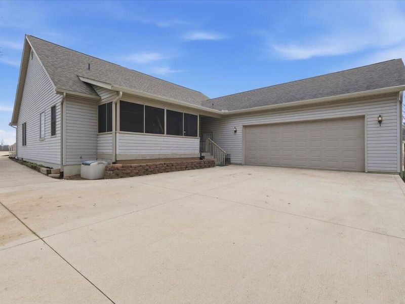 789 Country Club Drive , Howard, OH 43028 Photo 37