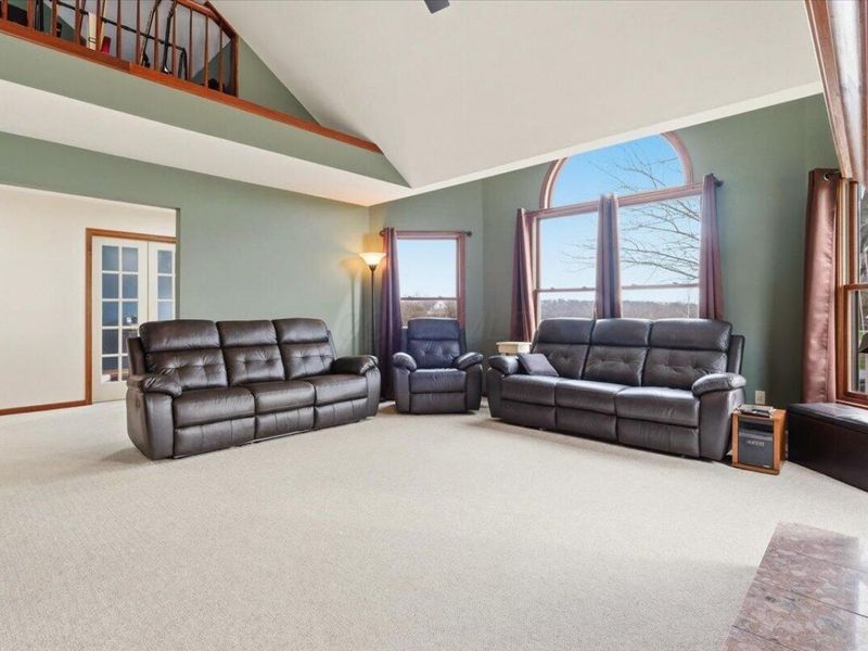 789 Country Club Drive , Howard, OH 43028 Photo 6