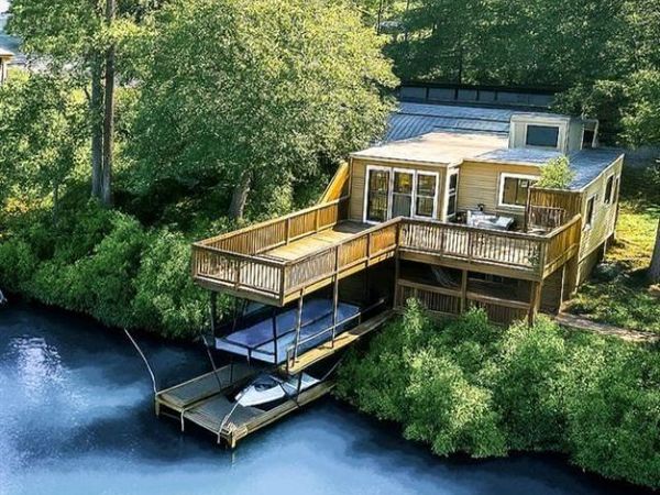 8126 Blacks Bluff Road SW, Cave Spring, GA 30124