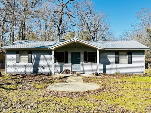 8221 Shannon Road , Pine Bluff, AR 71603