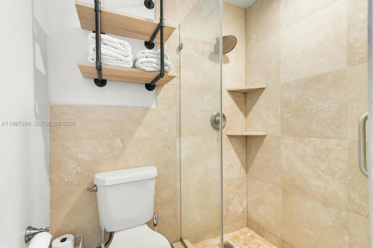 1724 SW 4th St, Fort Lauderdale, FL 33312 Photo