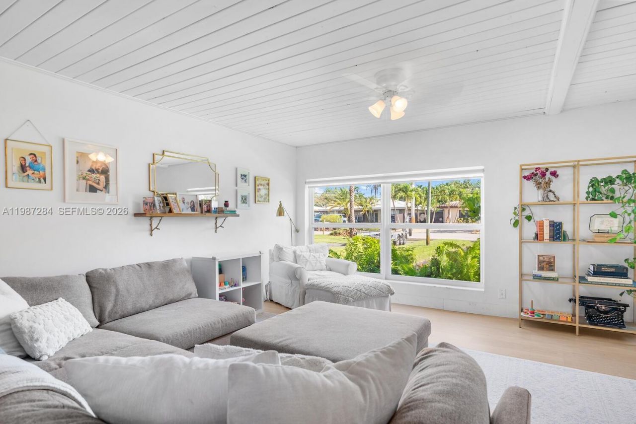 1724 SW 4th St, Fort Lauderdale, FL 33312 Photo