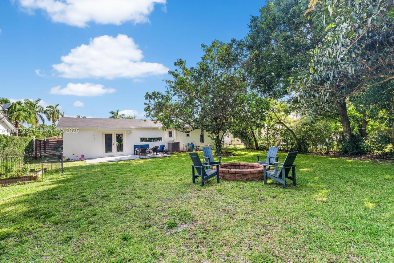 1724 SW 4th St, Fort Lauderdale, FL 33312 Photo