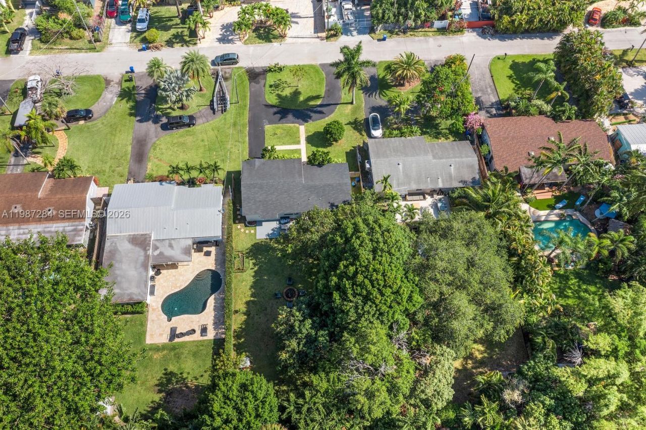 1724 SW 4th St, Fort Lauderdale, FL 33312 Photo