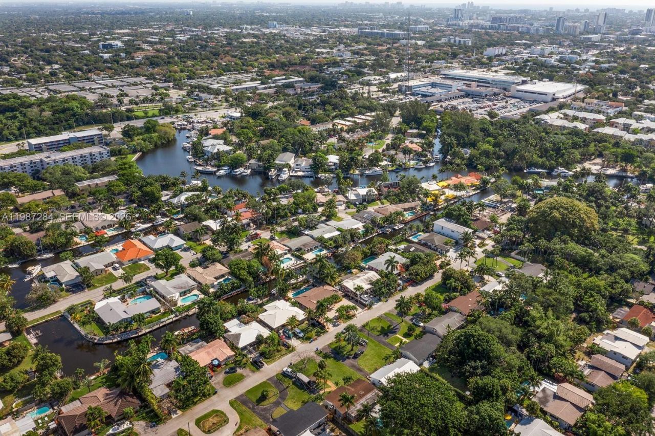 1724 SW 4th St, Fort Lauderdale, FL 33312 Photo