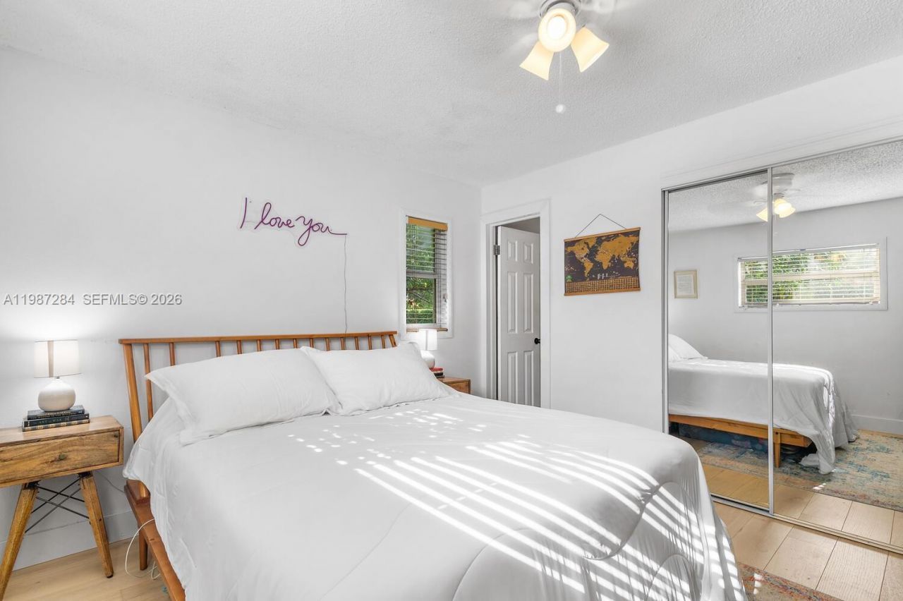 1724 SW 4th St, Fort Lauderdale, FL 33312 Photo