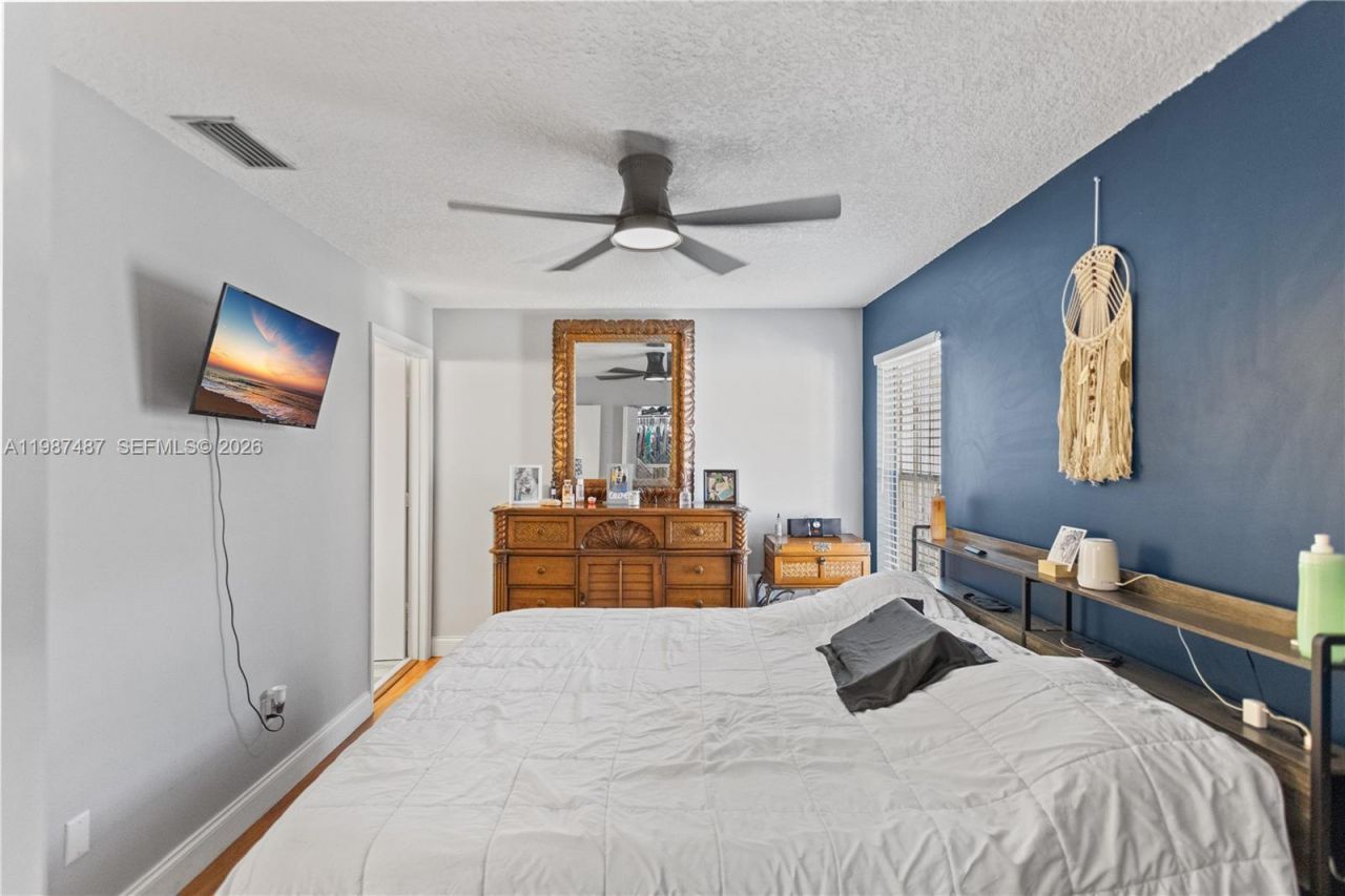 337 Waterside Dr, Unit 337, Hypoluxo, FL 33462 Photo