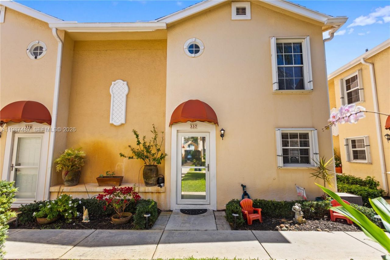 337 Waterside Dr, Unit 337, Hypoluxo, FL 33462 Photo