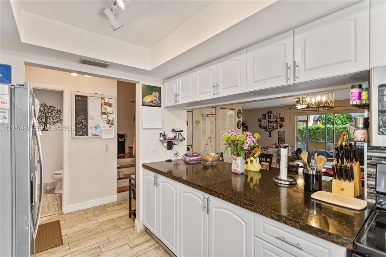 337 Waterside Dr, Unit 337, Hypoluxo, FL 33462 Photo