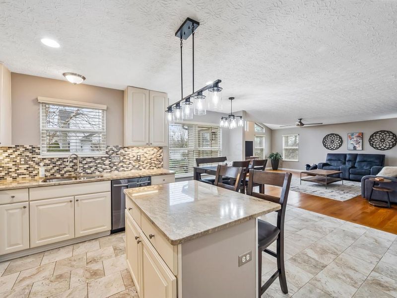 7265 Pueblo Court , Westerville, OH 43082 Photo 13