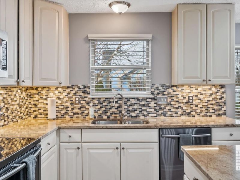 7265 Pueblo Court , Westerville, OH 43082 Photo 14