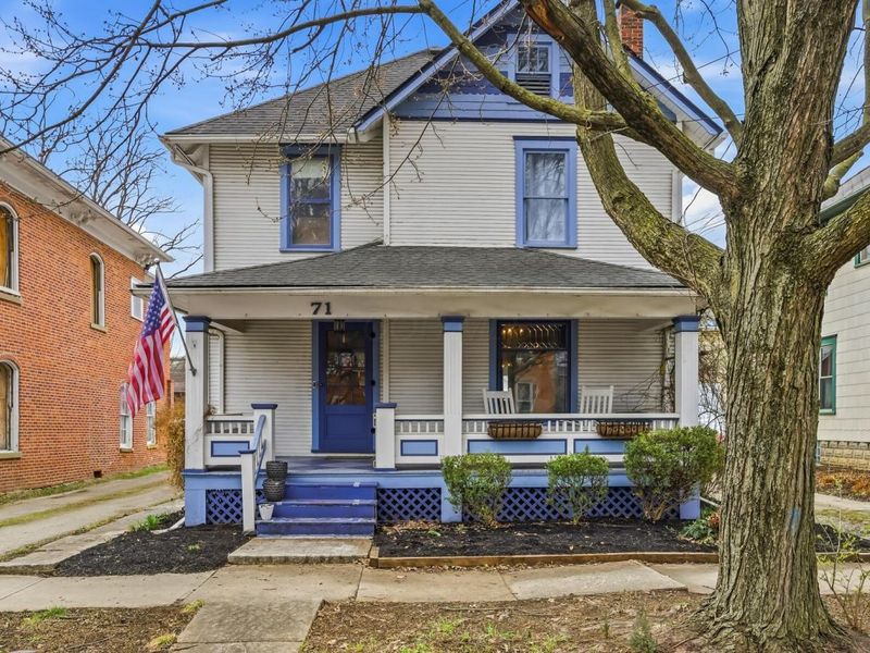 71 W Central Avenue , Delaware, OH 43015 Photo 2