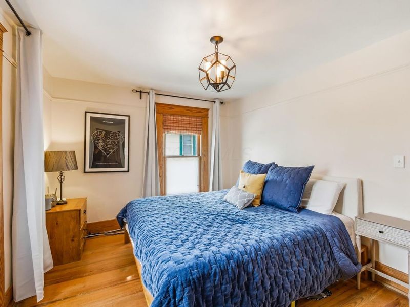 71 W Central Avenue , Delaware, OH 43015 Photo 29