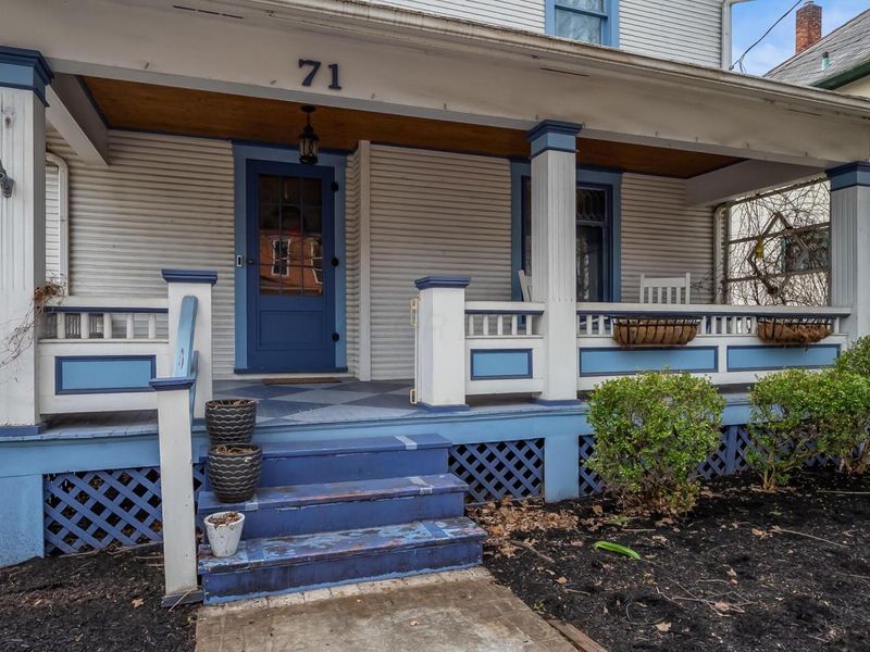 71 W Central Avenue , Delaware, OH 43015 Photo 4