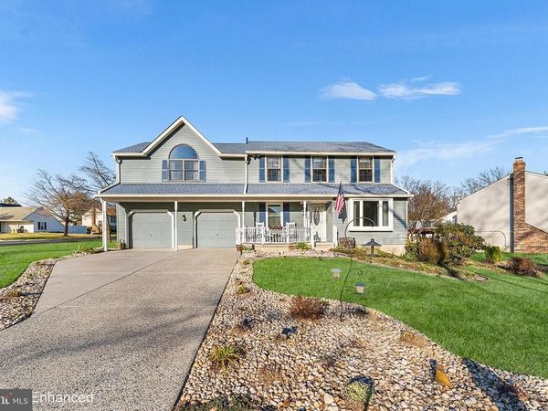 8201 WEYMOUTH DRIVE, PENNSAUKEN, NJ 08109