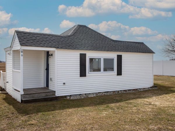 515 Winnacunnet Road, Unit 6, Hampton, NH 03842