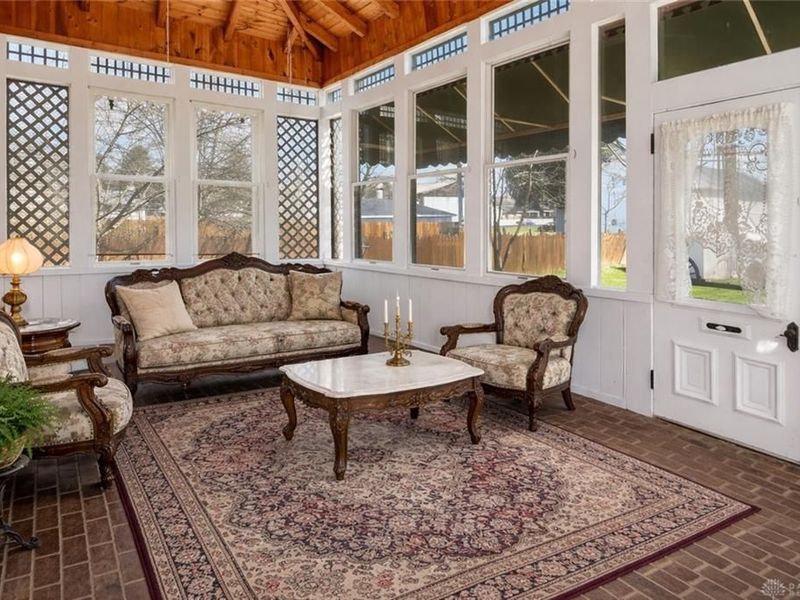 135 E Market Street, Germantown, OH 45327 Photo 4