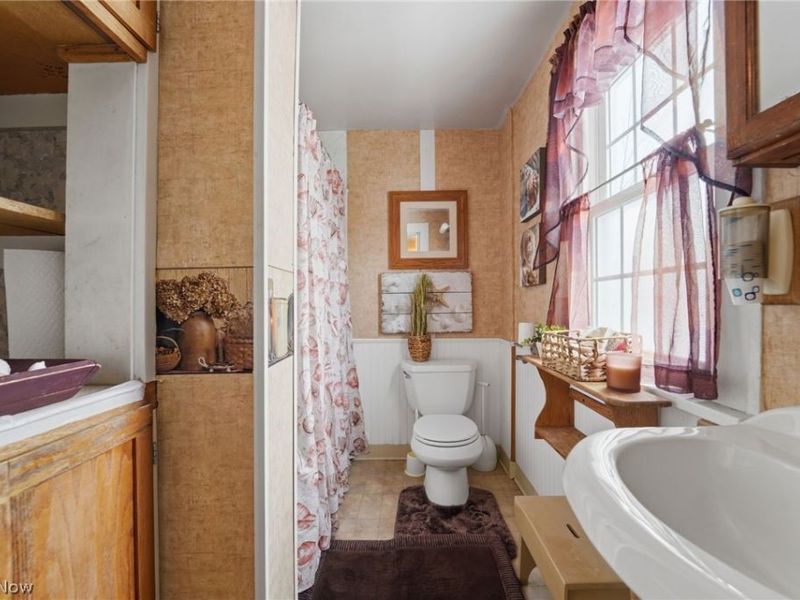 725 Union Avenue, Ashtabula, OH 44004 Photo 18