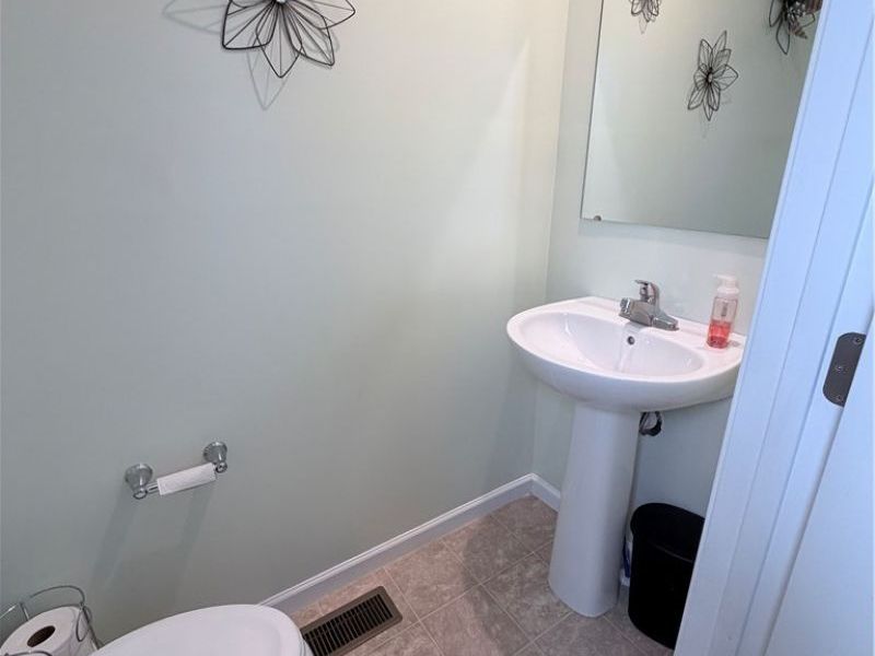 177 Raintree Lane , Painesville, OH 44077 Photo 7