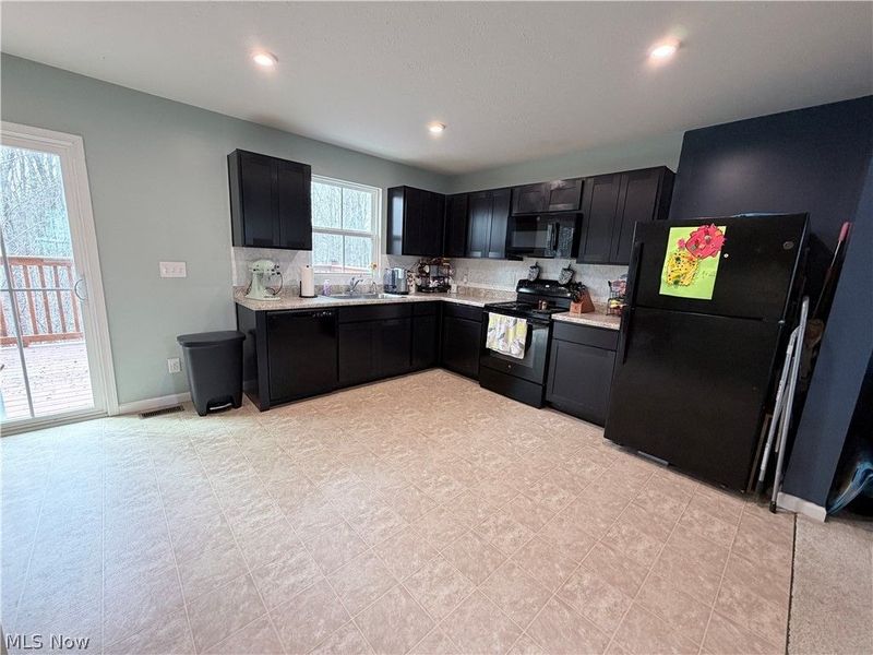 177 Raintree Lane , Painesville, OH 44077 Photo 9