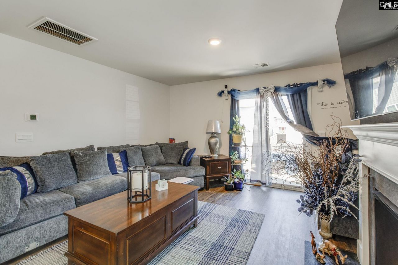 146 Dunham Road  Photo 8