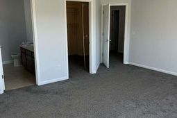 212 Walkbridge Way  photo 4