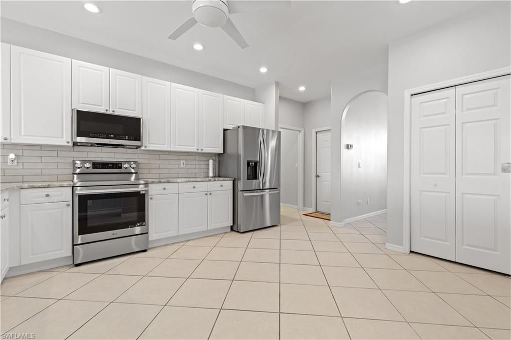 11005 Lakeland Cir, Fort Myers, FL 33913 Photo