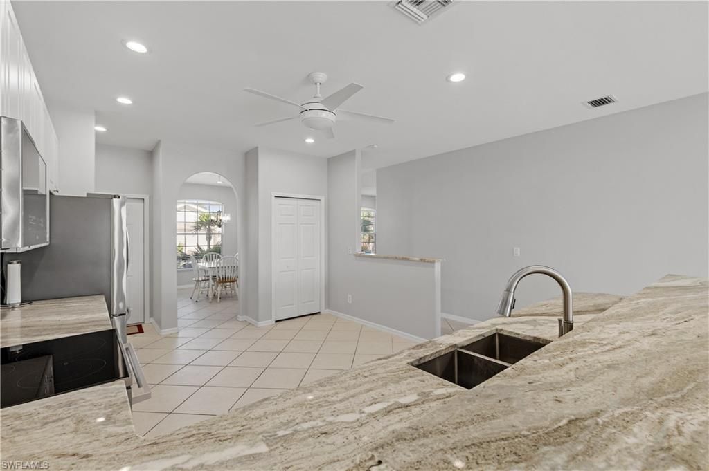 11005 Lakeland Cir, Fort Myers, FL 33913 Photo