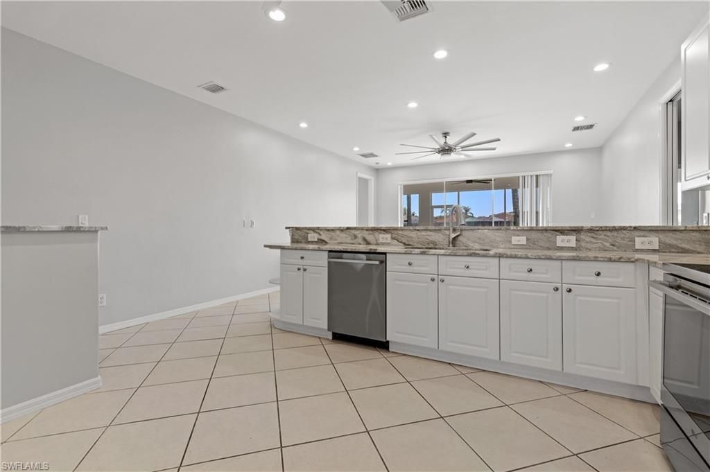 11005 Lakeland Cir, Fort Myers, FL 33913 Photo