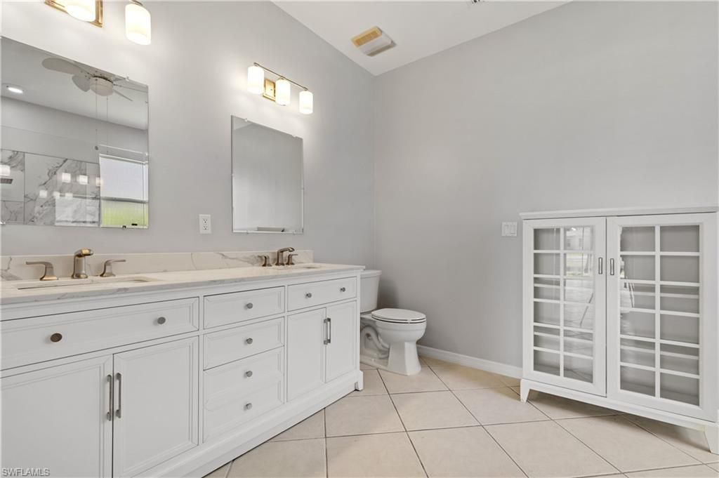 11005 Lakeland Cir, Fort Myers, FL 33913 Photo