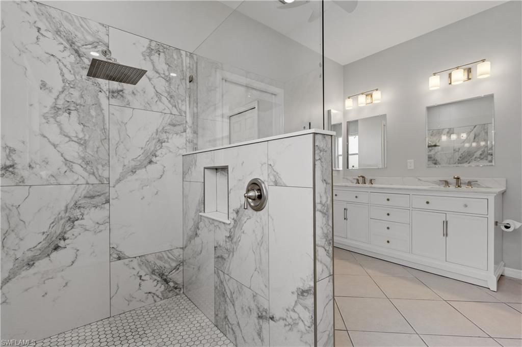 11005 Lakeland Cir, Fort Myers, FL 33913 Photo