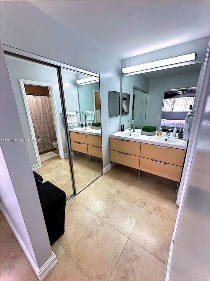 9729 Hammocks Blvd , Unit 207E, Miami, FL 33196 Photo