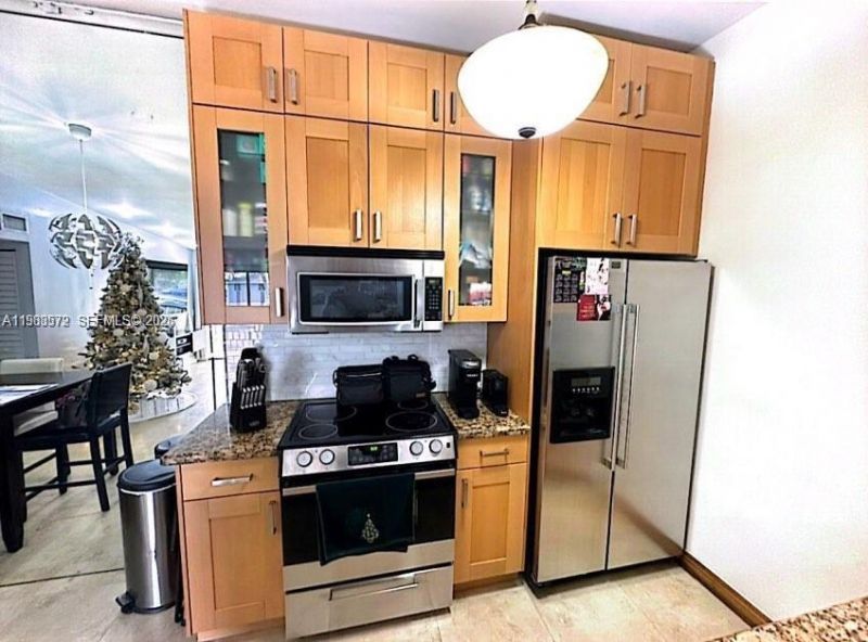 9729 Hammocks Blvd , Unit 207E, Miami, FL 33196 Photo