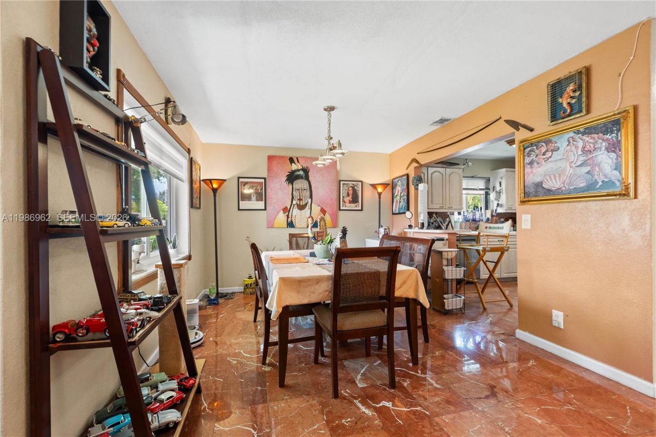 720 NW 4th St , Hallandale Beach, FL 33009 Photo