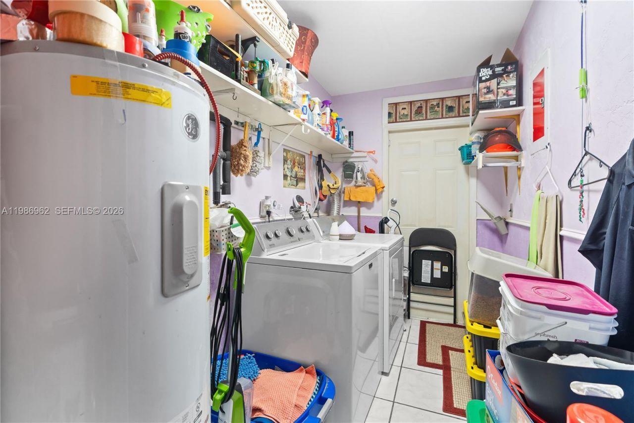 720 NW 4th St , Hallandale Beach, FL 33009 Photo