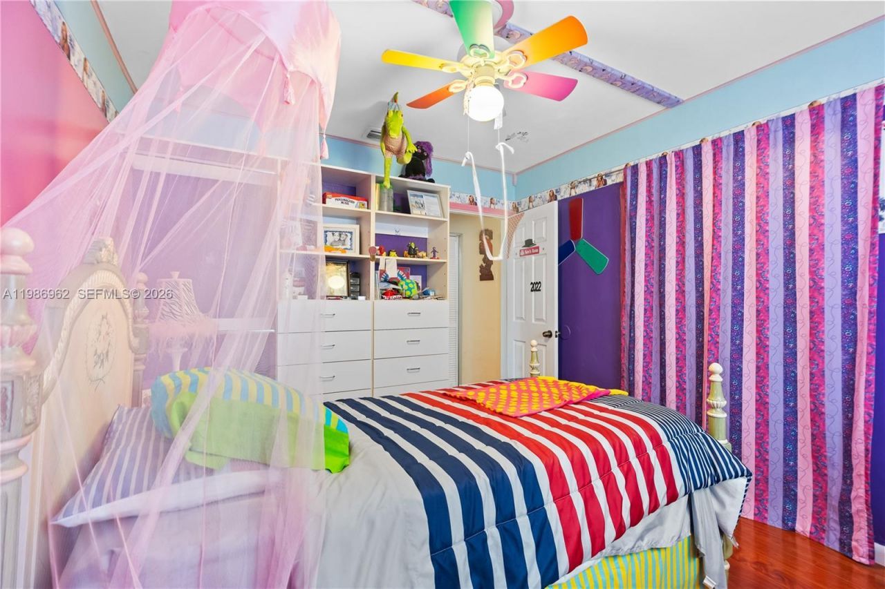 720 NW 4th St , Hallandale Beach, FL 33009 Photo