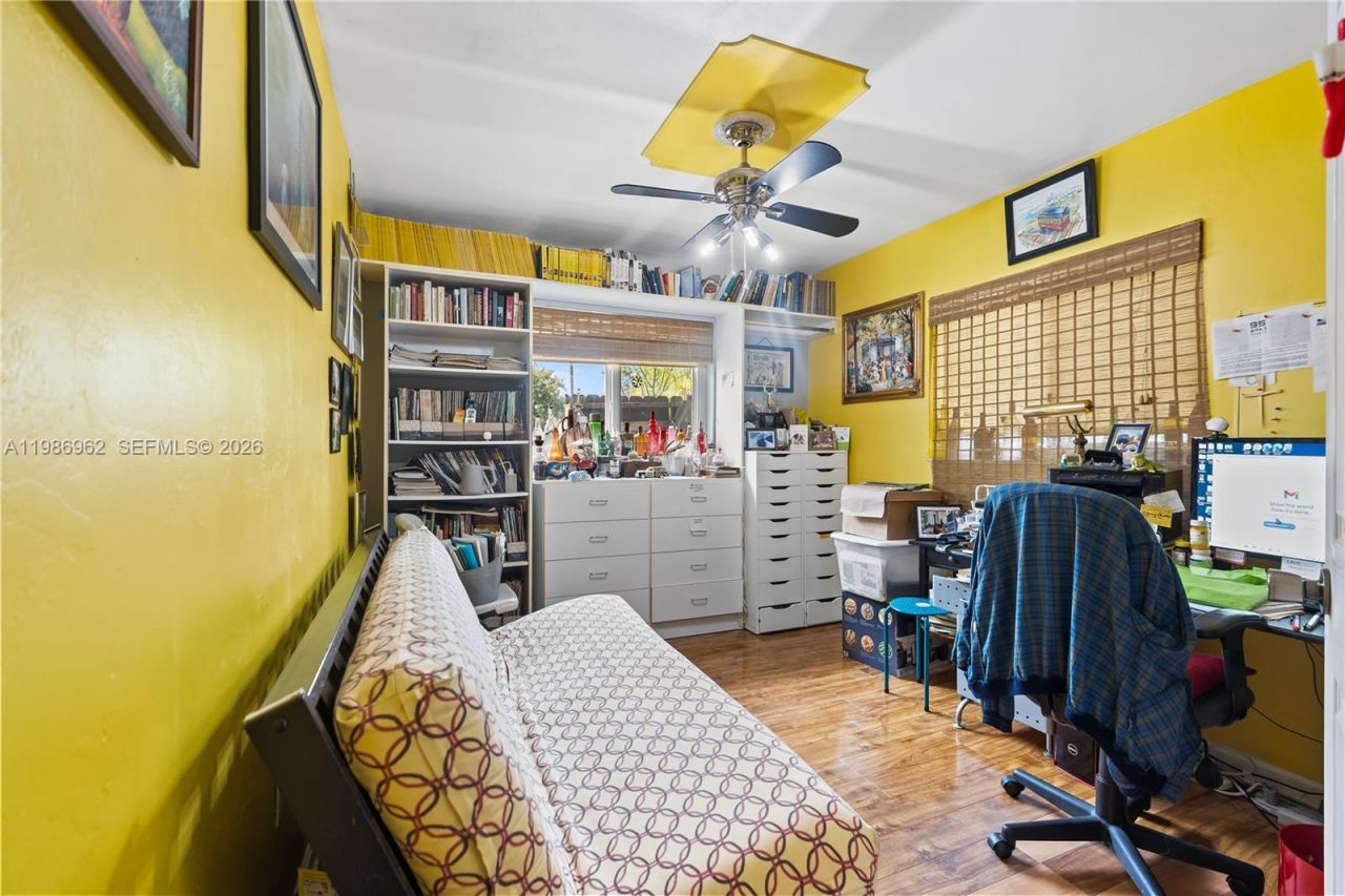 720 NW 4th St , Hallandale Beach, FL 33009 Photo