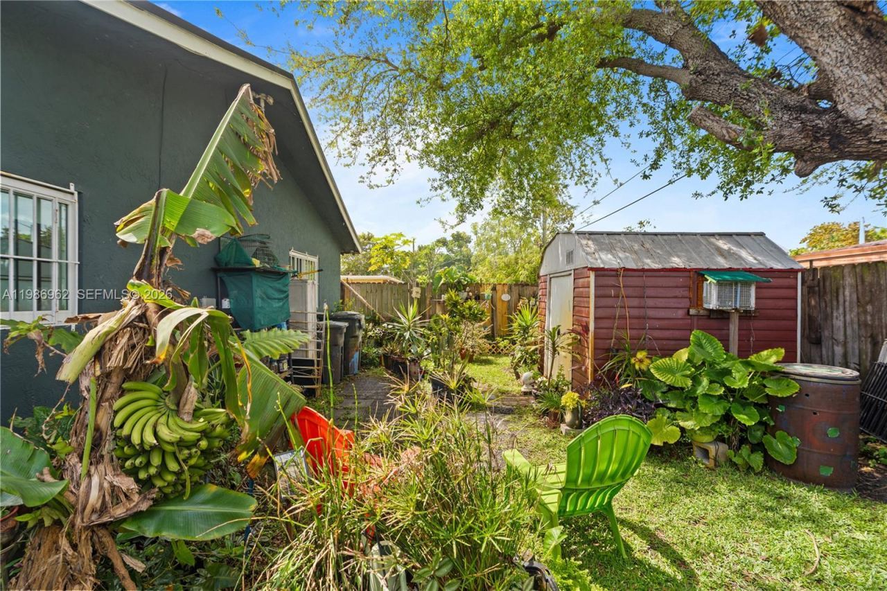 720 NW 4th St , Hallandale Beach, FL 33009 Photo