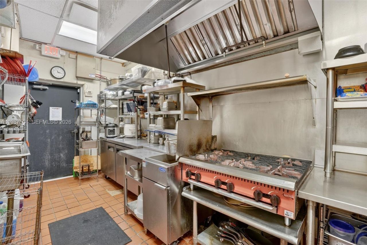 Restaurant For Sale In The Heart Of Kendall, Kendall, FL 33186 Photo