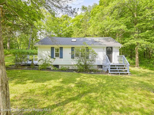 126 Hommelville Road, Saugerties, NY 12477