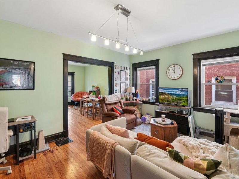 3640 Besuden Court, Cincinnati, OH 45208 Photo 12