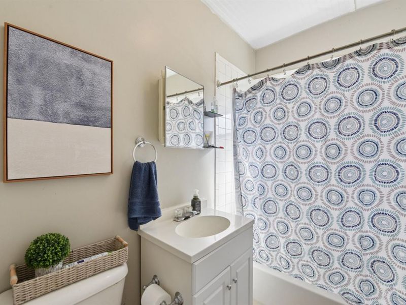 3640 Besuden Court, Cincinnati, OH 45208 Photo 42