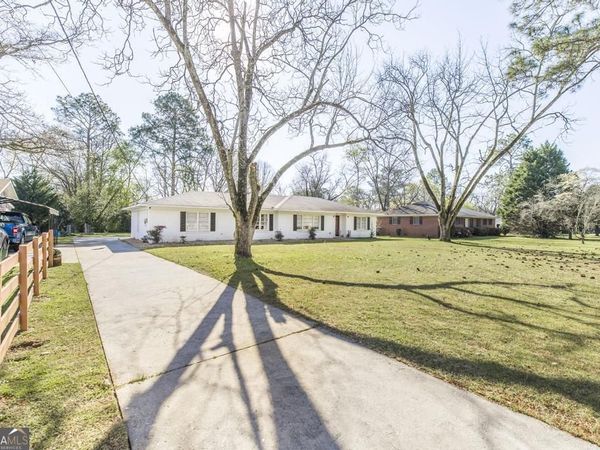 1402 Knoxville Street, Fort Valley, GA 31030